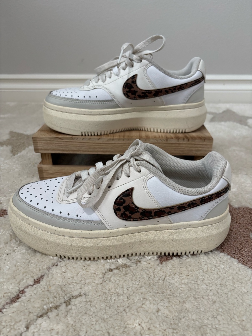 Nike Court Vision Alta Platform Sneakers Leopard Swoosh White Sail Women’s 7.5